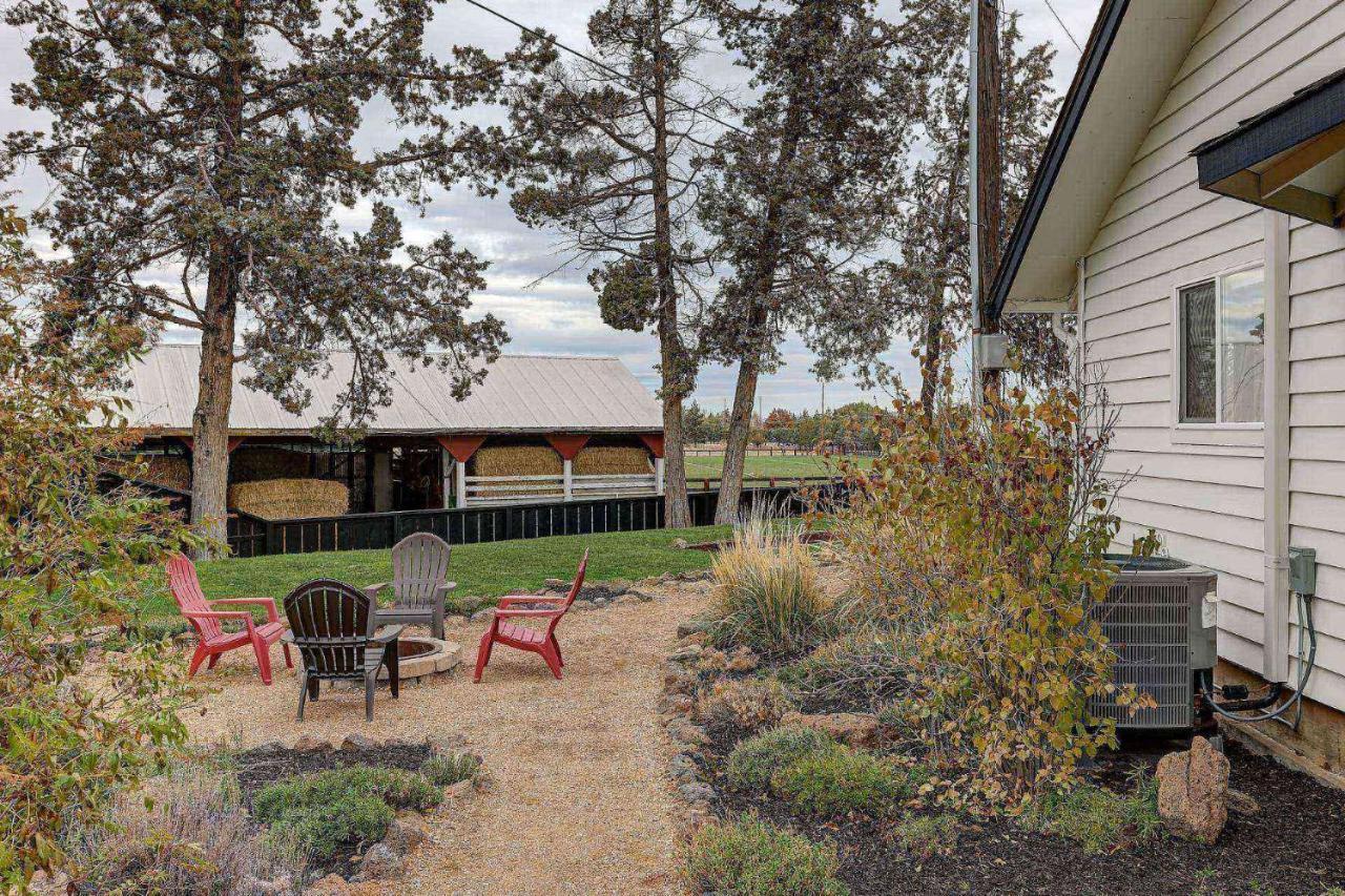 The Old Reindeer Ranch Villa Redmond Exterior photo